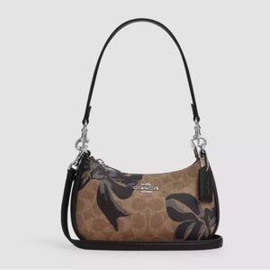 NWT Coach Teri Mini Crossbody Bag In Signature Canvas With Bow Print CY733